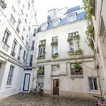 Studio Cosy Romantique En Plein Coeur De Paris