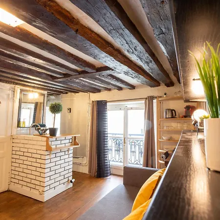 Studio Cosy Romantique En Plein Coeur De Appartamento